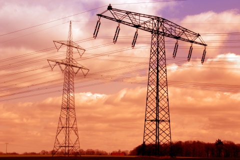 Katharina Wittfeld (Copyright)  Hochspannung Freileitungsmast Mast