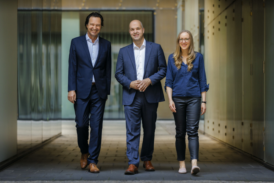 Der Vorstand des DIW Berlin: Alexander S. Kritikos, Marcel Fratzscher und Denise Rüttinger.; Auf dem Foto ist der Vorstand des DIW Berlin zu sehen. Alexander Kritikos, Marcel Fratzscher und Denise Rüttinger.